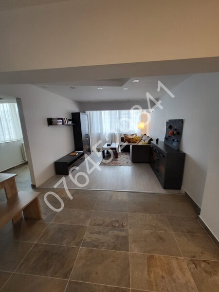 Decebal vis a vis Muzeul Copiilor, la 7 minute metrou Piata Muncii.